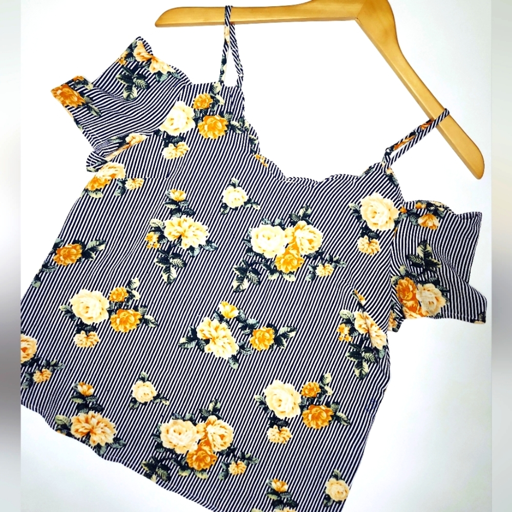 Vernacular Top